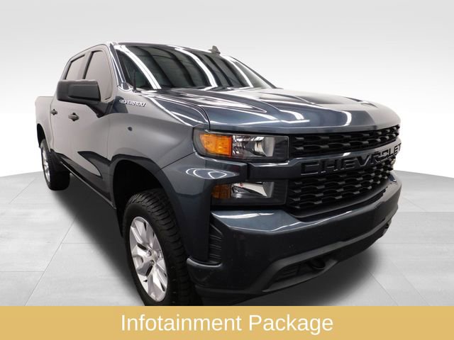 Used 2019 Chevrolet Silverado 1500 Custom w/ Trailering Package image 3