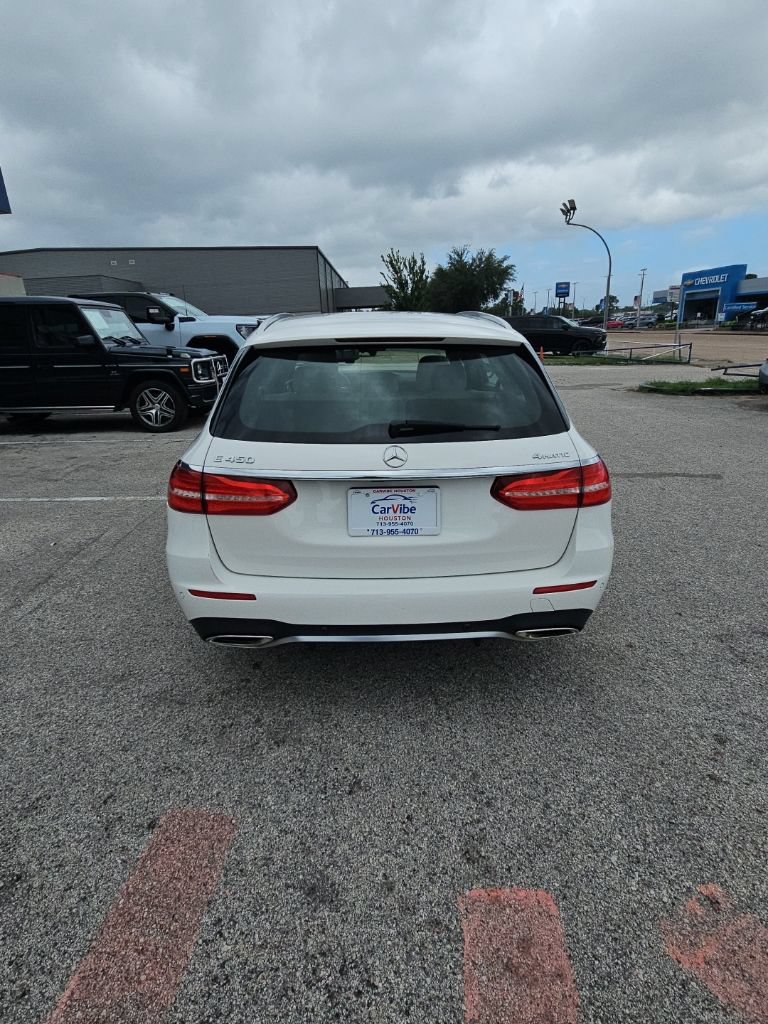 Used 2019 Mercedes-Benz E 450 4MATIC Wagon w/ Premium Package image 6