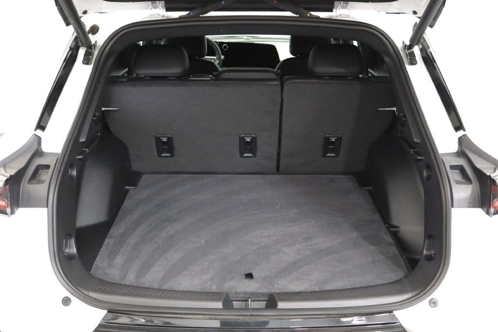 Certified 2025 Chevrolet Equinox EV LT FWD image 32