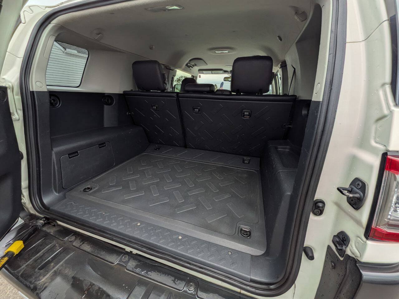 Used 2014 Toyota FJ Cruiser 2WD w/ Convenience Package image 28