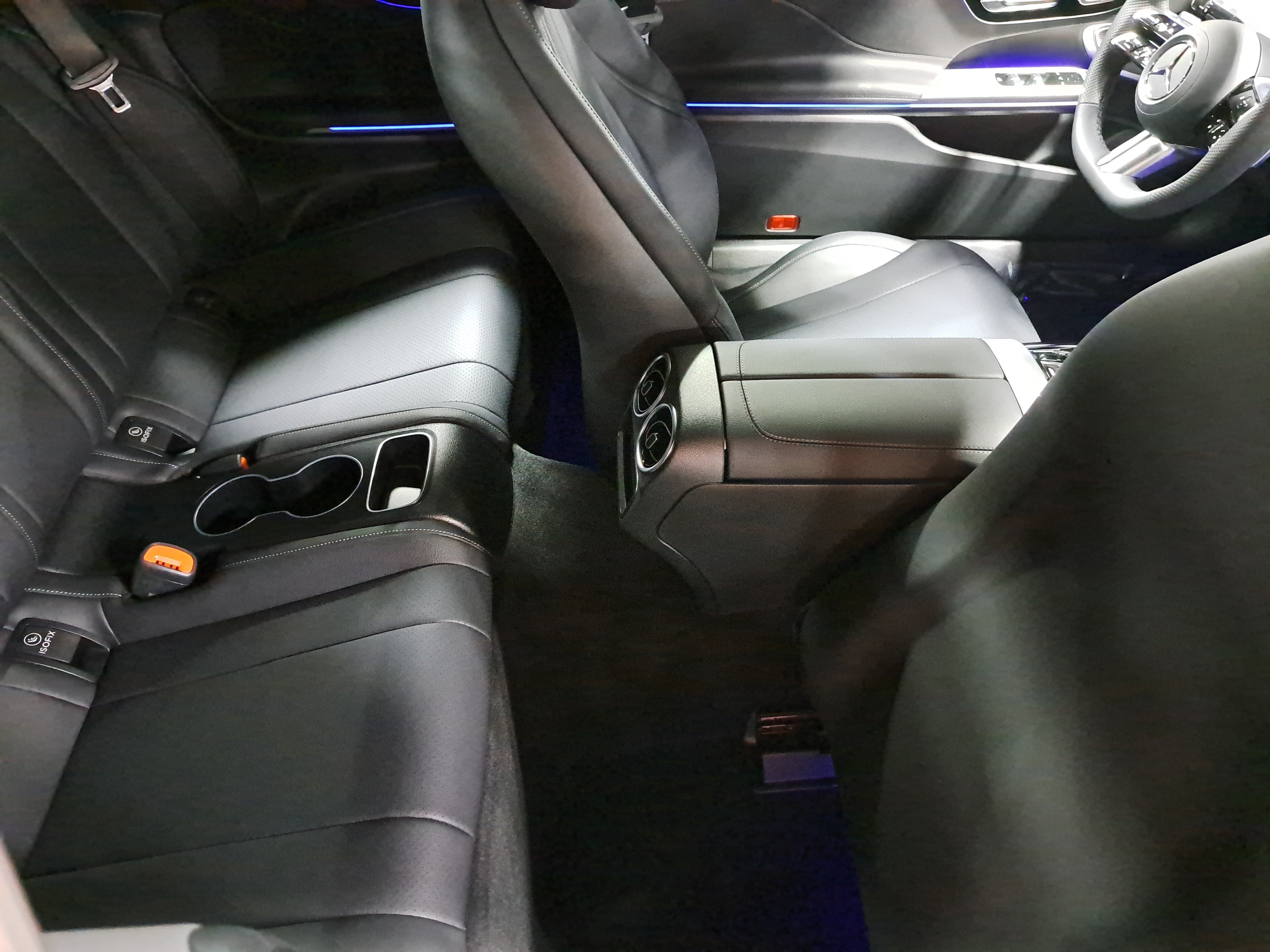 New 2027 Mercedes-Benz CLE 300 4MATIC Cabriolet image 11