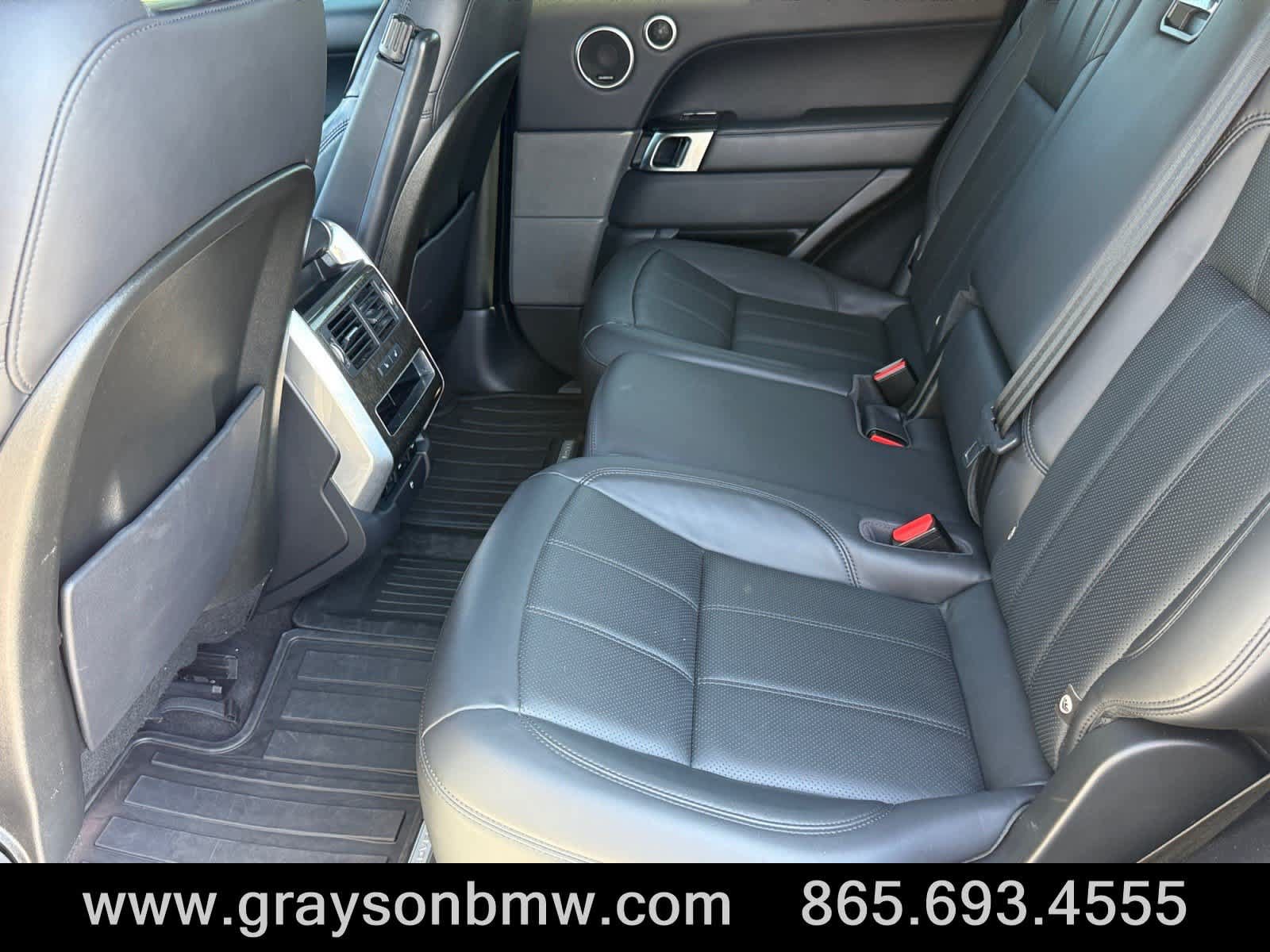 Used 2019 Land Rover Range Rover Sport Supercharged AWD/4WD image 16