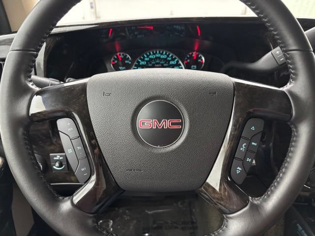 Used 2020 GMC Savana 2500 w/ Enhanced Convenience Package RWD image 32