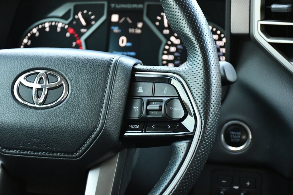 Used 2022 Toyota Tundra Limited AWD/4WD image 31