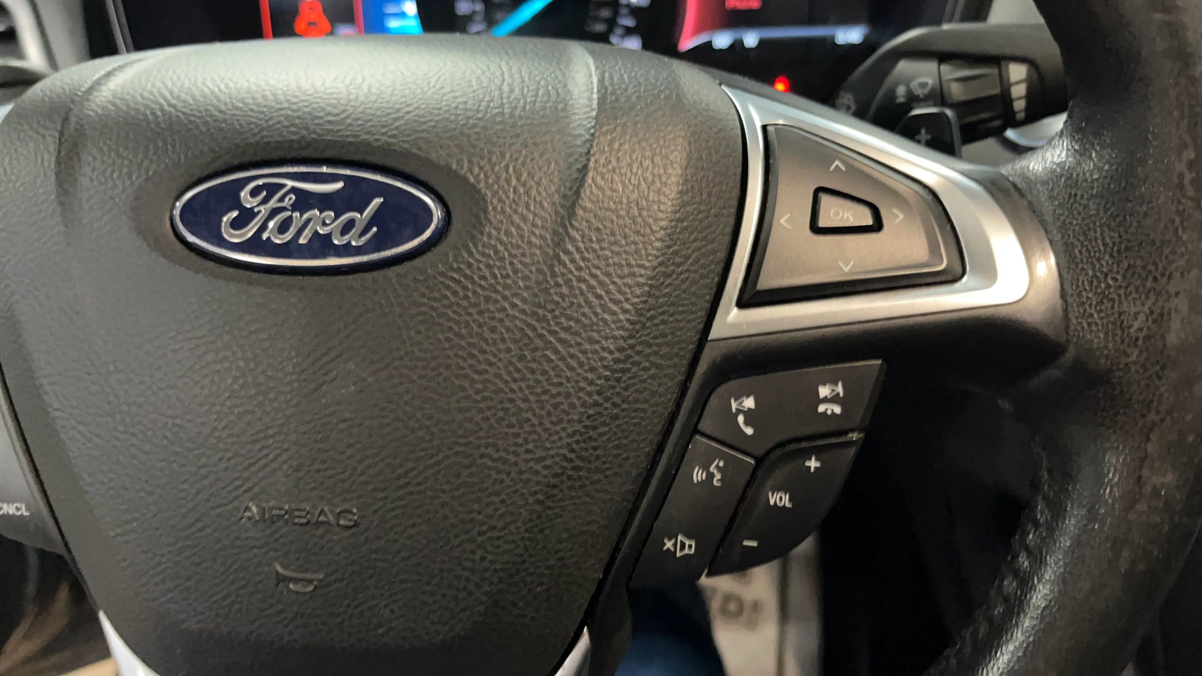 Used 2018 Ford Fusion SE w/ Equipment Group 201A image 33