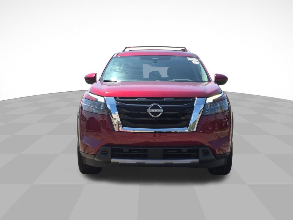 Used 2025 Nissan Pathfinder Platinum w/ Cargo Package FWD image 8