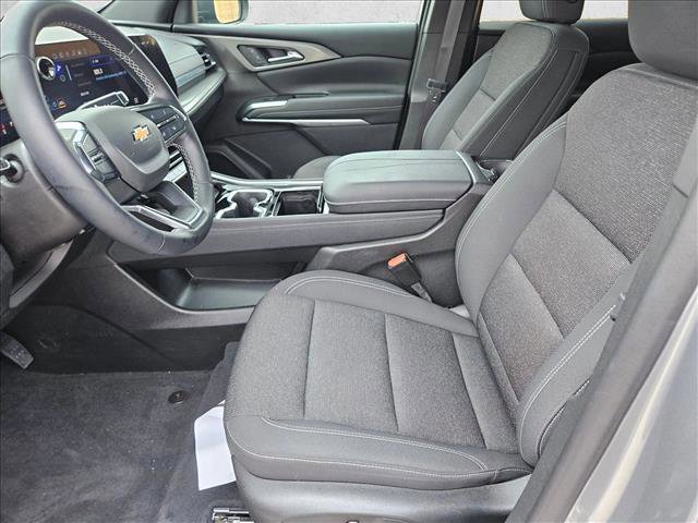 Used 2024 Chevrolet Traverse LT image 14
