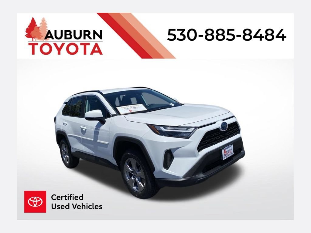 Certified 2024 Toyota RAV4 LE AWD/4WD image 1