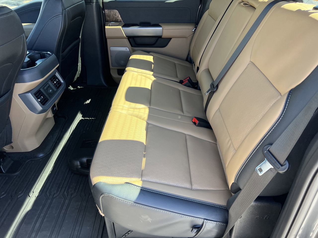 New 2026 Ford F350 Lariat w/ Chrome Package image 23