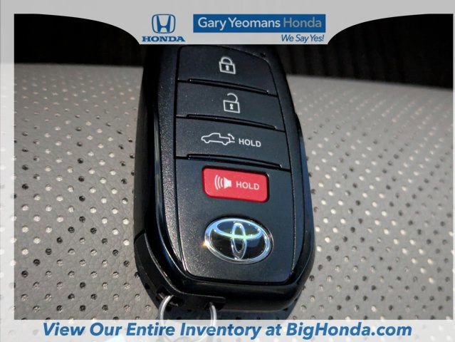 Used 2025 Toyota Tundra Limited image 33