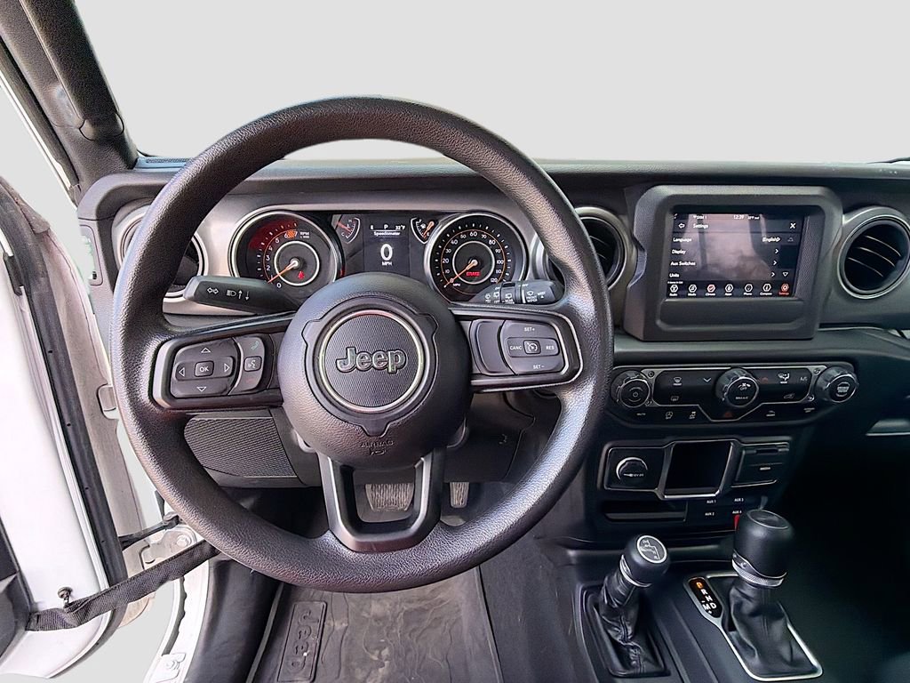 Used 2023 Jeep Wrangler Willys image 35