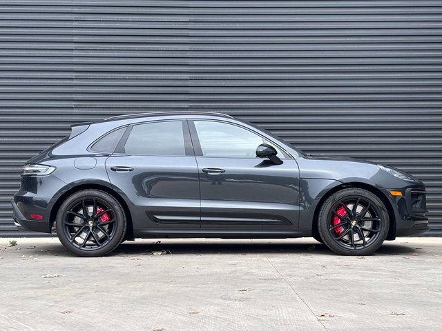 New 2026 Porsche Macan GTS AWD/4WD image 8
