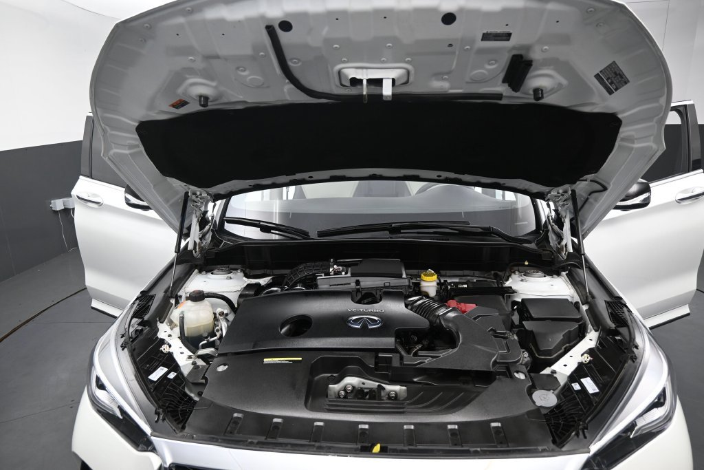 Used 2025 INFINITI QX55 Essential AWD/4WD image 37