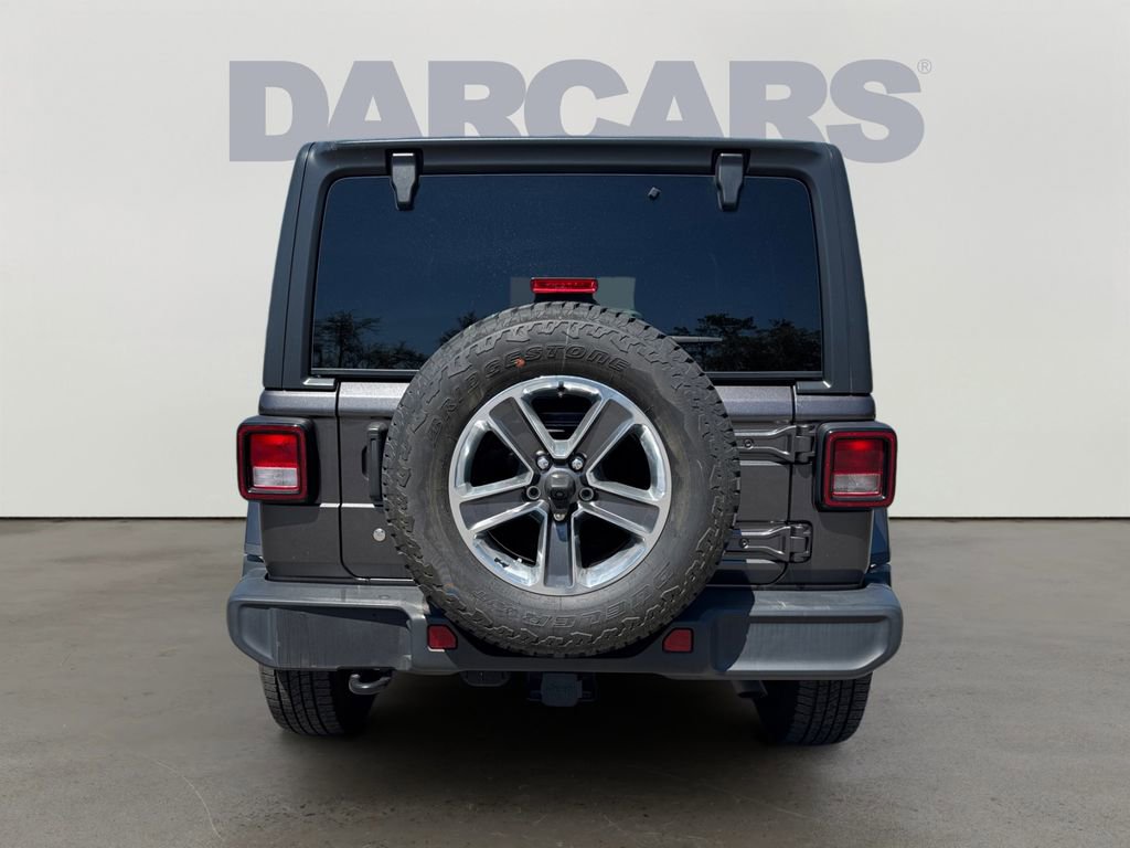 Used 2018 Jeep Wrangler Unlimited Sahara image 6