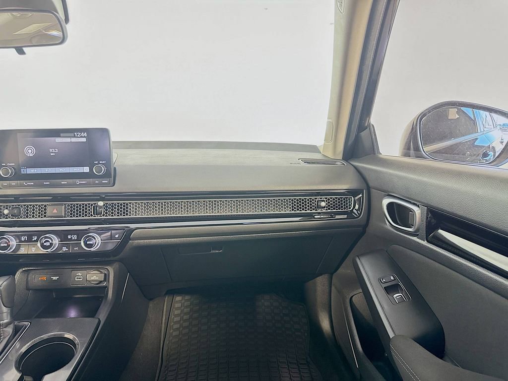 Used 2022 Honda Civic EX image 25