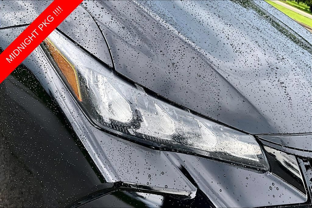 Used 2020 Toyota Avalon TRD FWD image 24
