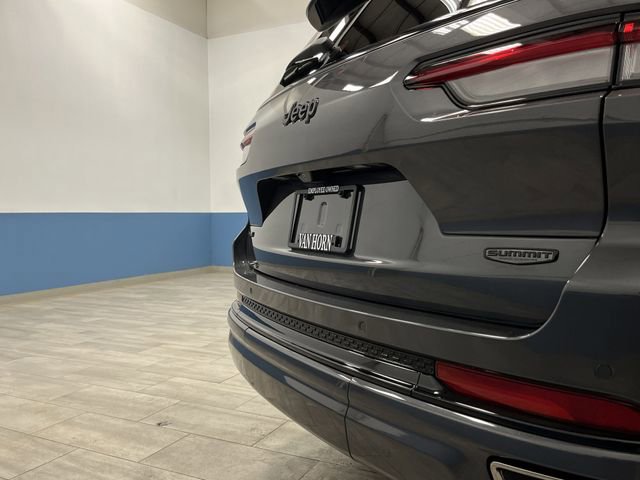 Used 2025 Jeep Grand Cherokee L Summit image 39