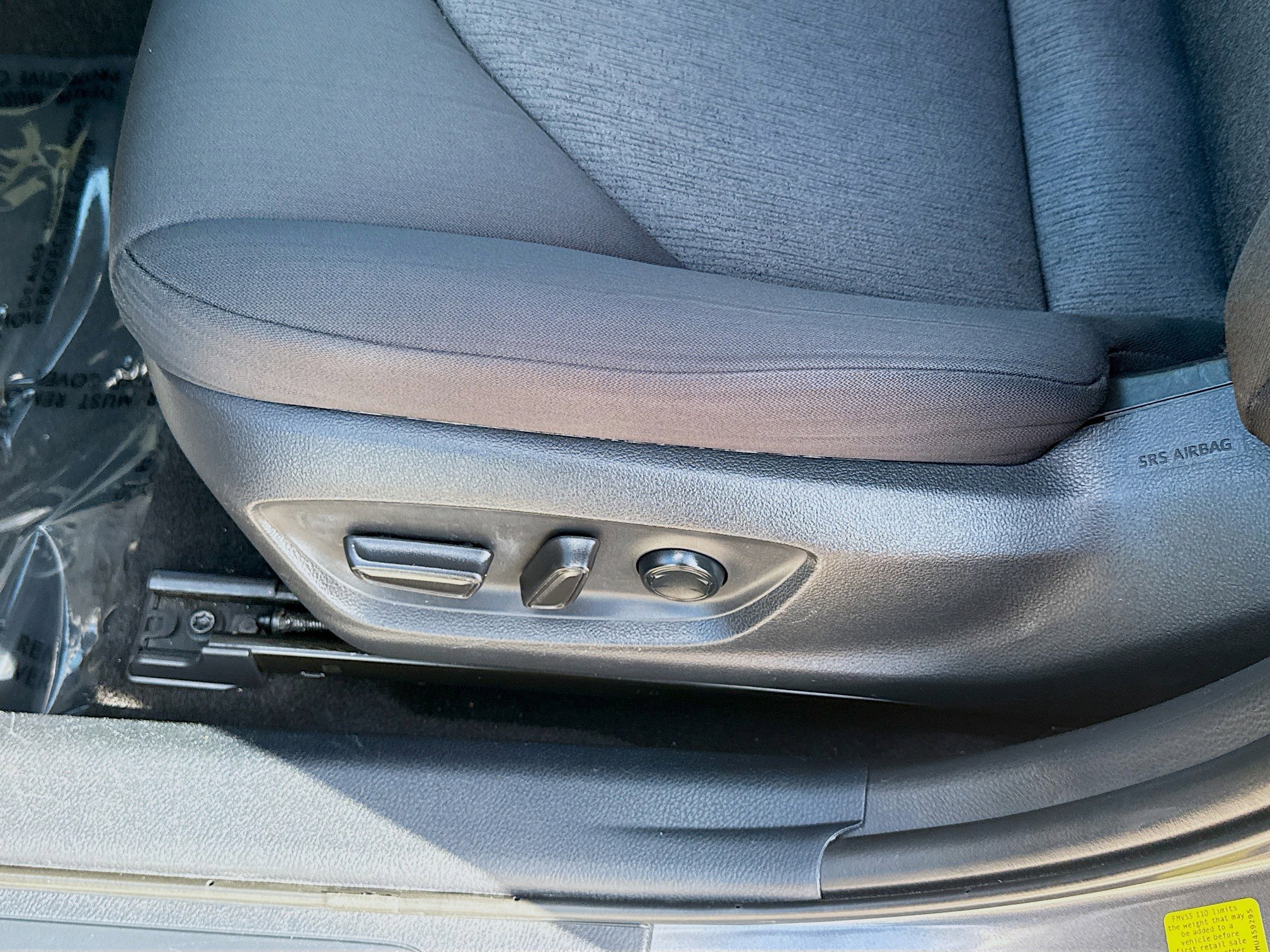Used 2021 Toyota Camry LE FWD image 17