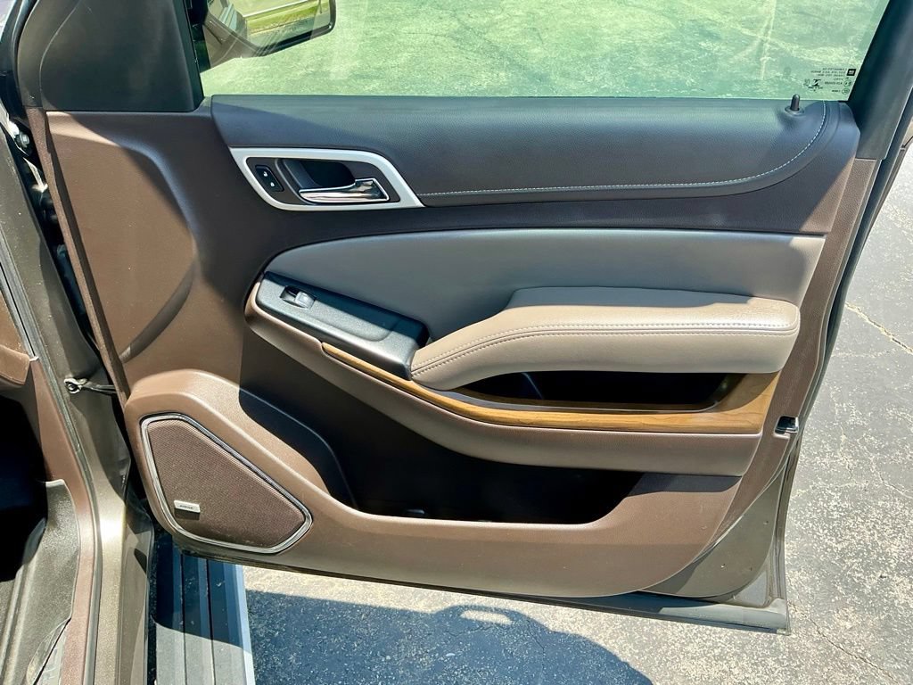 Used 2019 GMC Yukon Denali w/ Denali Ultimate Package AWD/4WD image 23