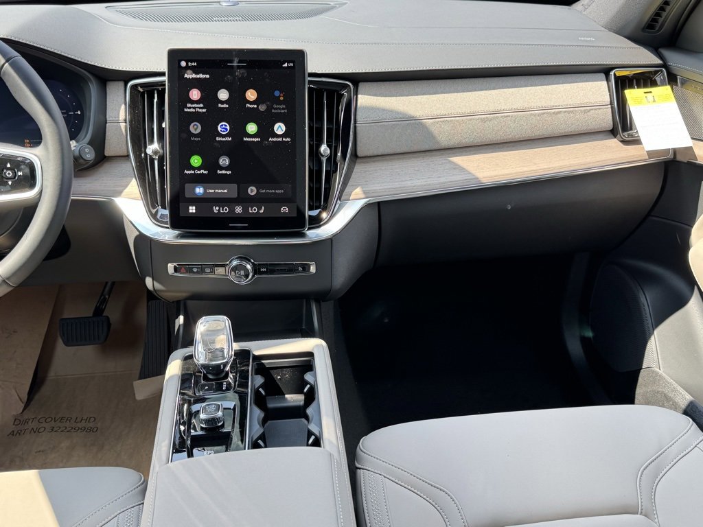 New 2026 Volvo XC90 T8 Plus image 22