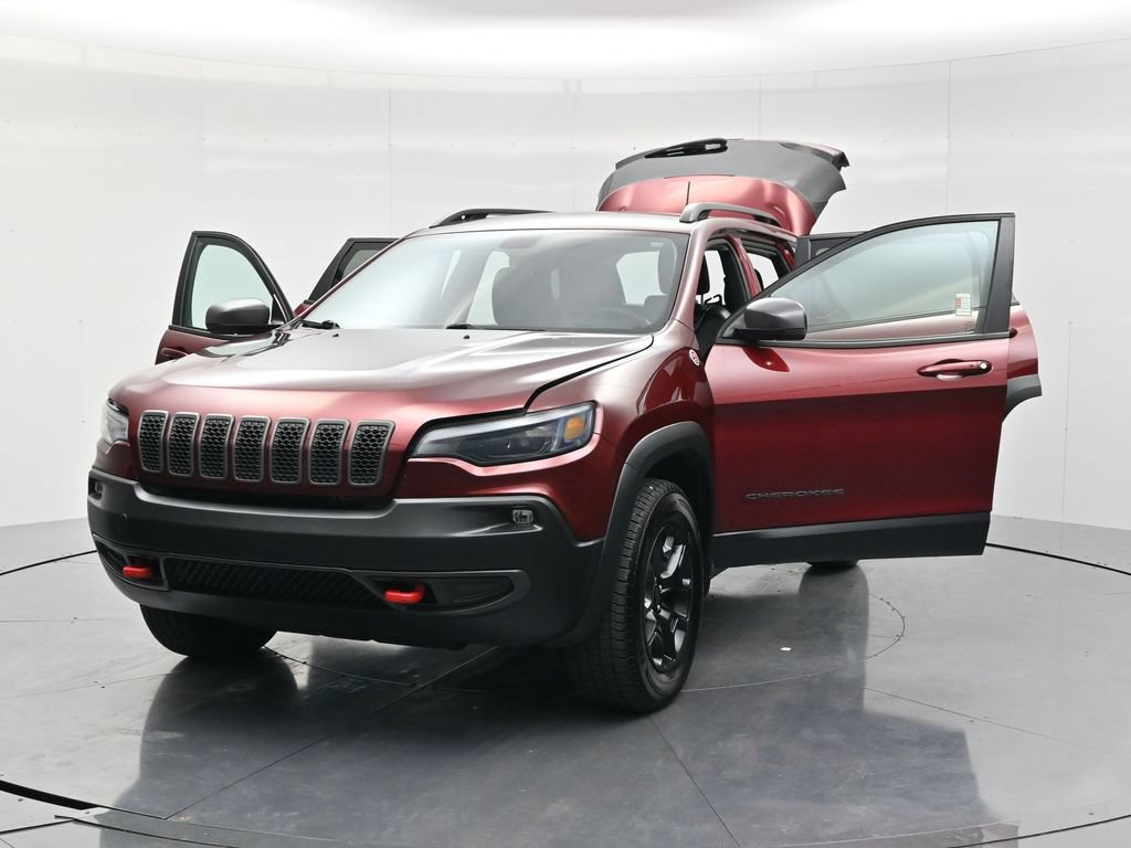Used 2020 Jeep Cherokee Trailhawk w/ Comfort/Convenience Group AWD/4WD image 56