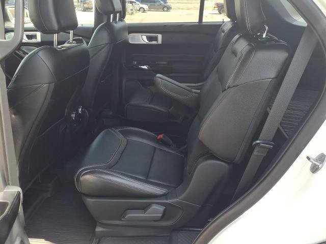 Used 2021 Ford Explorer ST w/ Equipment Group 401A AWD/4WD image 13