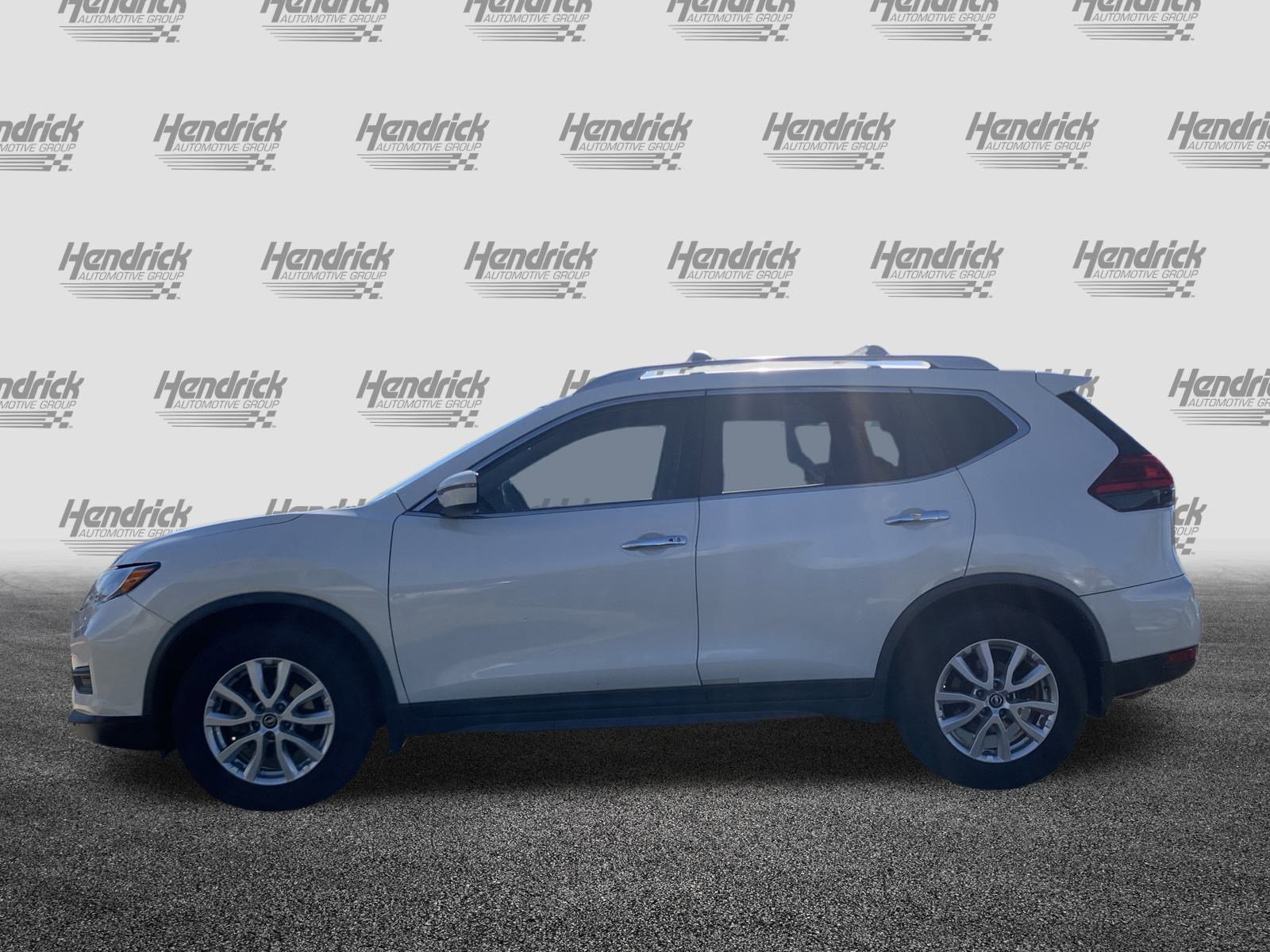 Used 2017 Nissan Rogue SV image 7