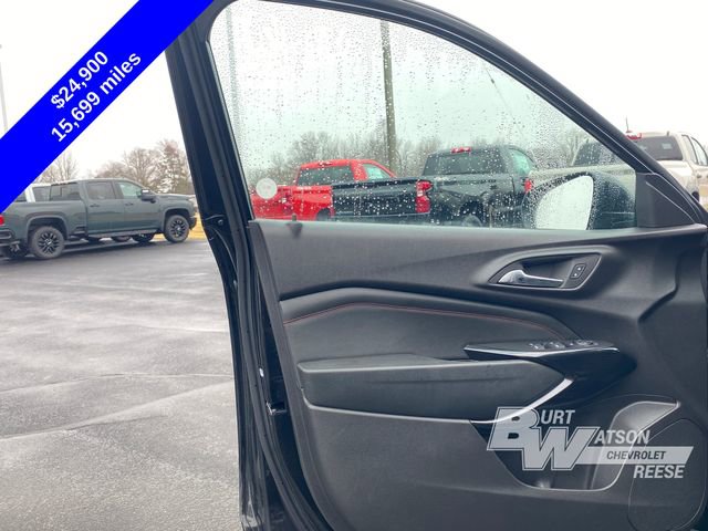Used 2025 Chevrolet Trax RS image 12