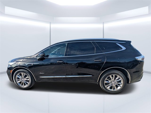 Used 2023 Buick Enclave Avenir w/ Avenir Technology Package image 6