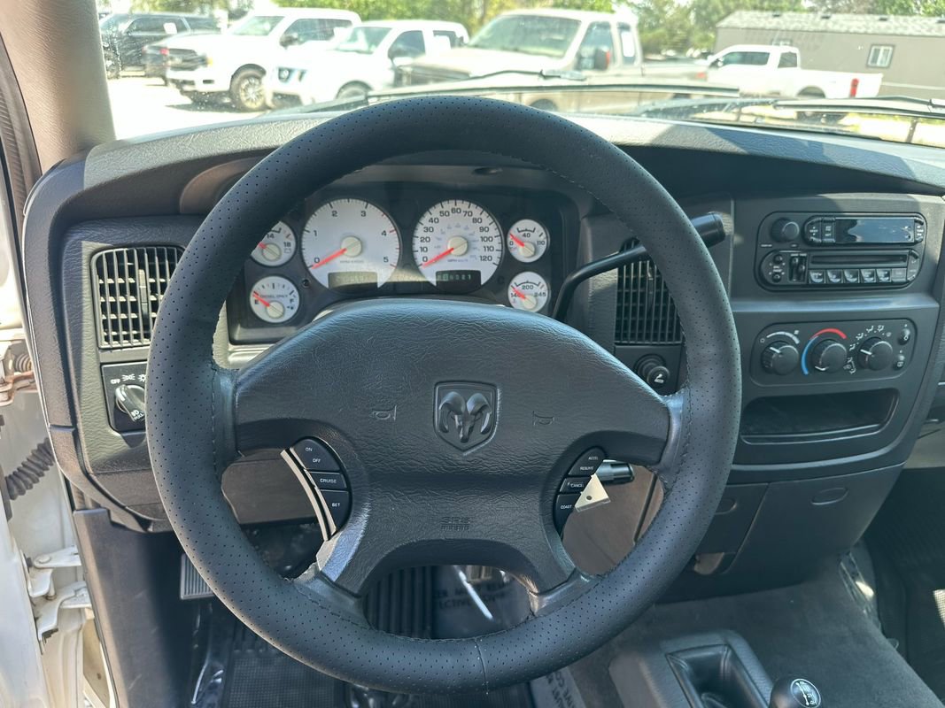 Used 2003 Dodge Ram 2500 Truck SLT image 39