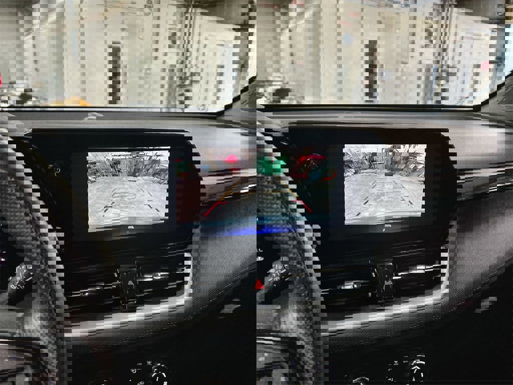 Used 2024 Chevrolet TrailBlazer LT image 27