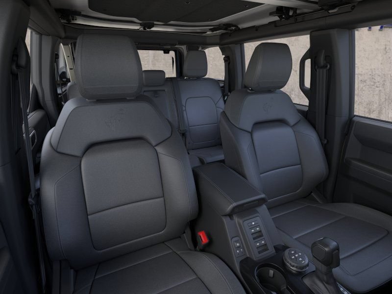 New 2026 Ford Bronco Outer Banks w/ Sasquatch Package AWD/4WD image 12