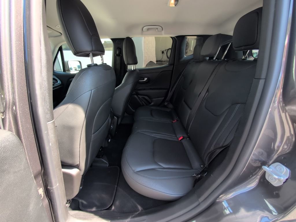 Used 2021 Jeep Renegade Limited image 14