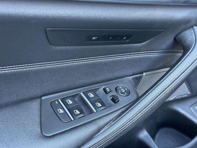 Used 2023 BMW 530i xDrive w/ Premium Package image 12