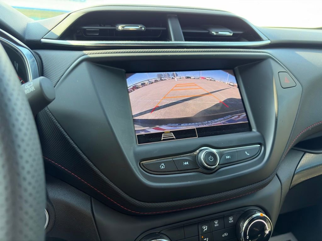 Used 2023 Chevrolet TrailBlazer RS FWD image 25