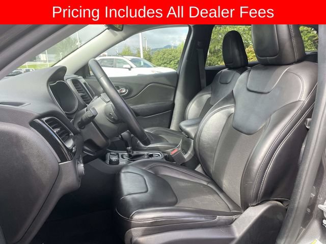 Used 2021 Jeep Cherokee Latitude Plus AWD/4WD image 19