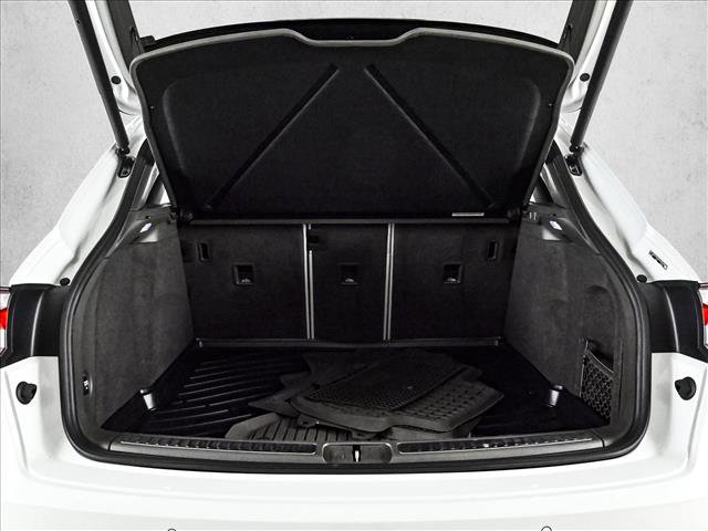 Used 2021 Porsche Macan S AWD/4WD image 6