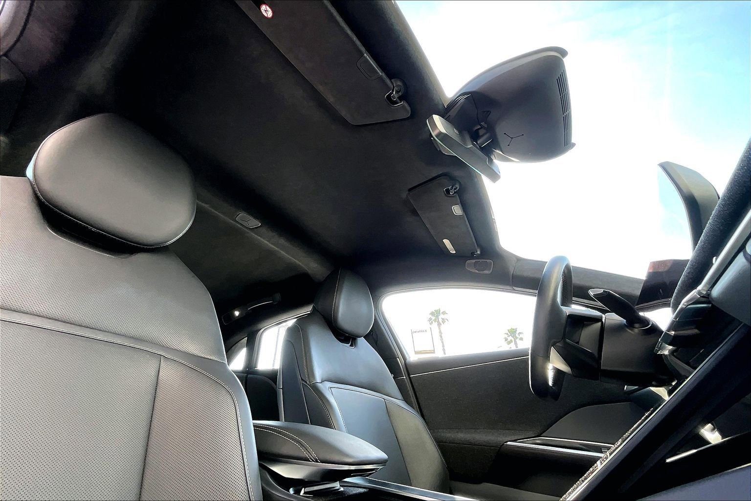 Used 2023 Lucid Air Pure image 22