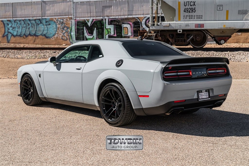 Used 2022 Dodge Challenger SRT Hellcat image 6