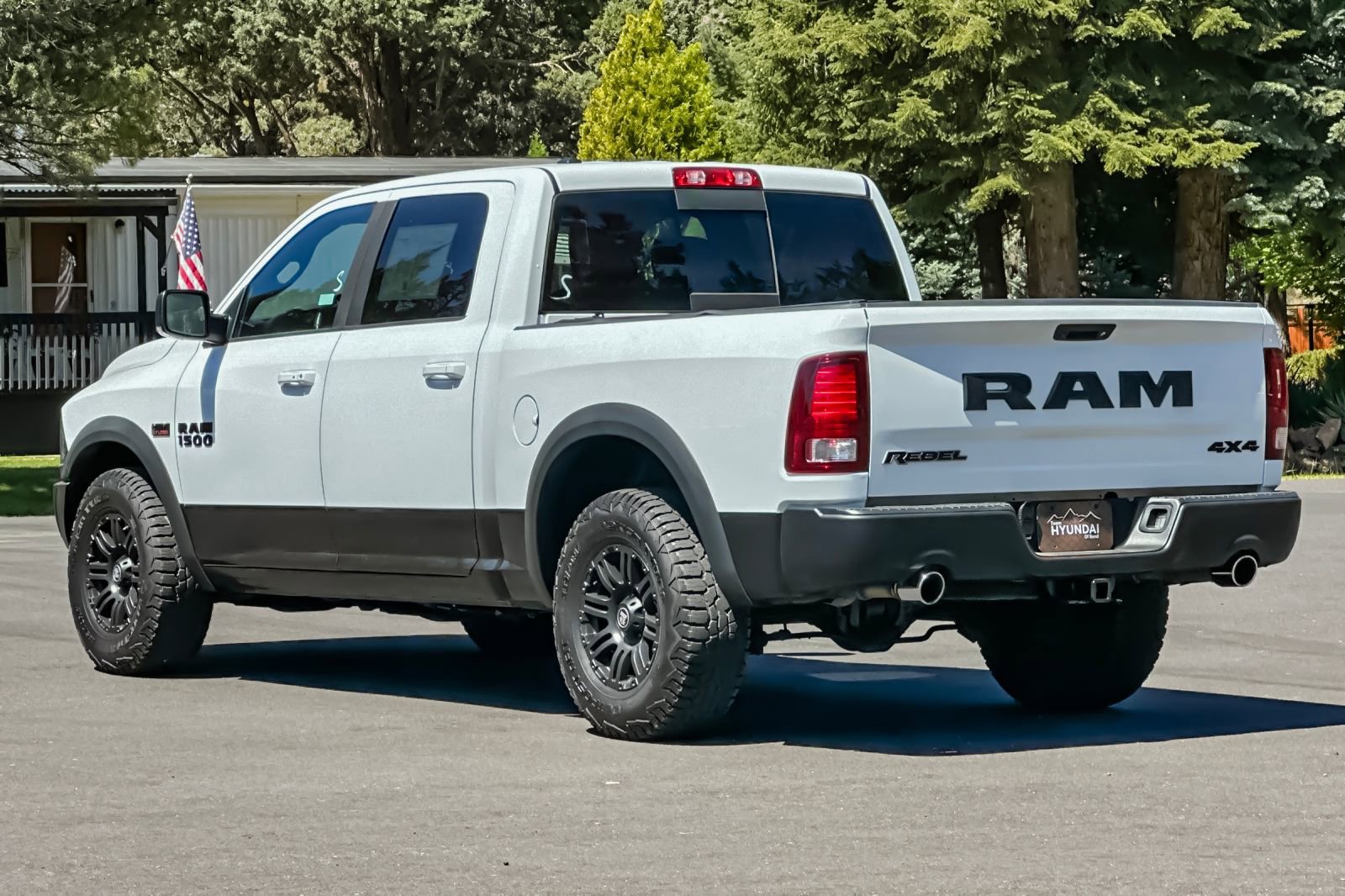 Used 2016 RAM 1500 Rebel w/ Luxury Group AWD/4WD image 6