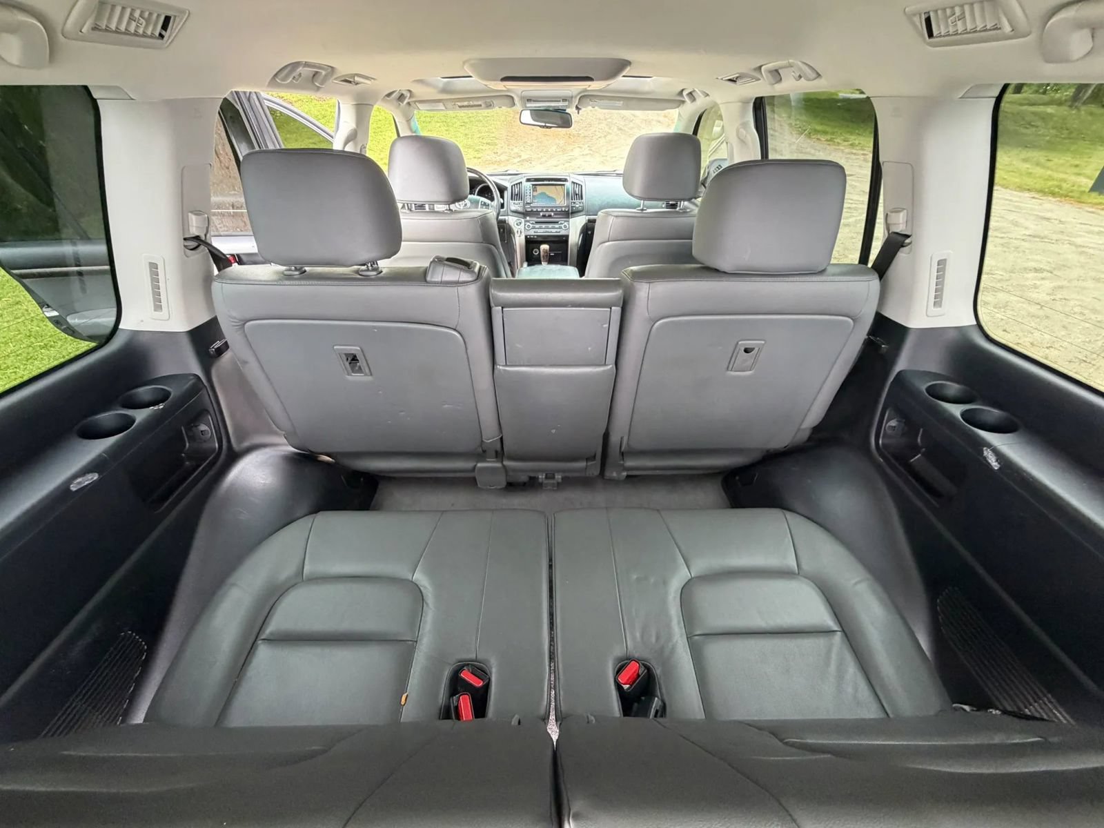 Used 2011 Toyota Land Cruiser w/ Upgrade Pkg AWD/4WD image 78