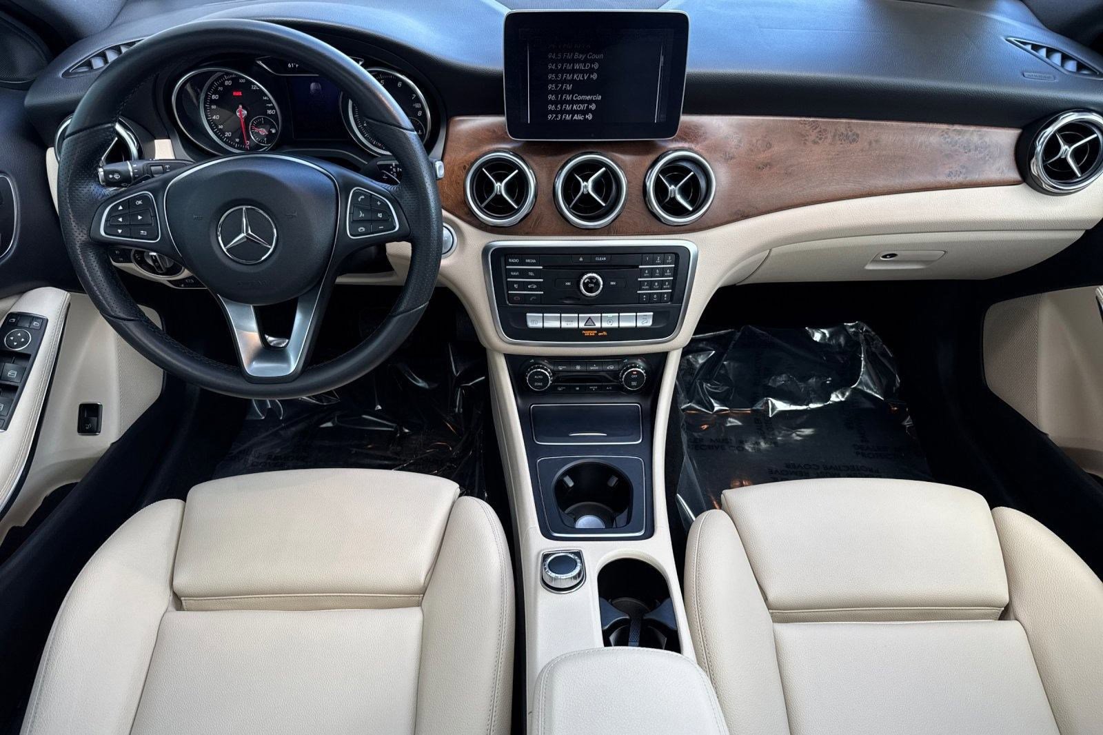 Certified 2018 Mercedes-Benz GLA 250 4MATIC image 26