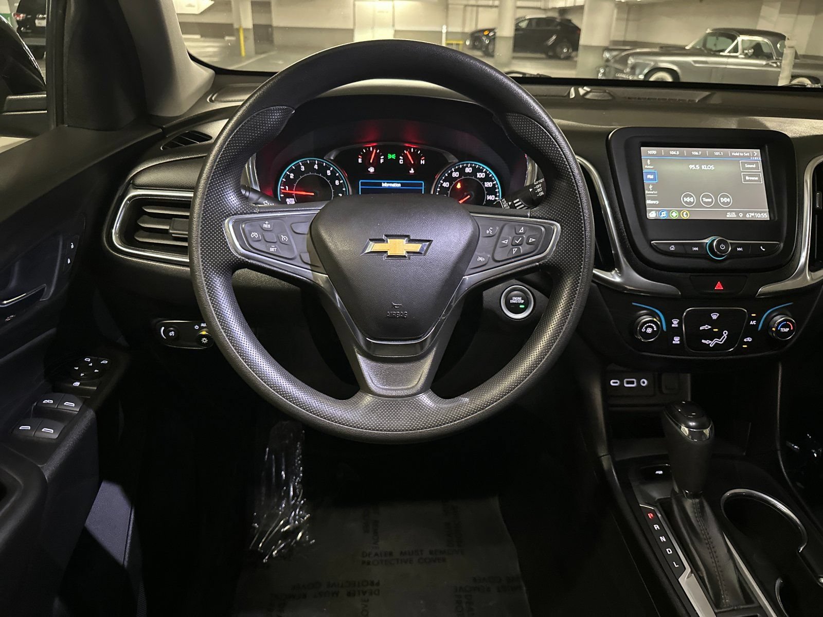 Used 2019 Chevrolet Equinox LT FWD image 18