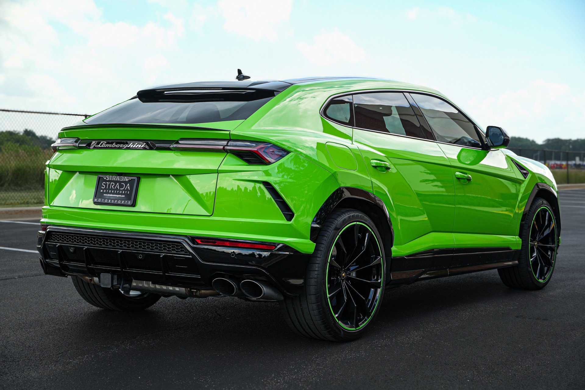 Used 2021 Lamborghini Urus AWD/4WD image 6