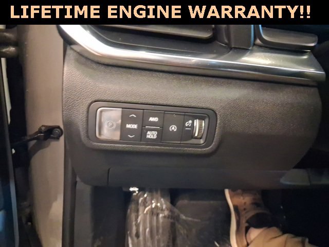 Used 2025 GMC Terrain Elevation image 17