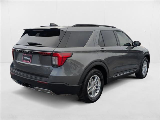 New 2025 Ford Explorer Active w/ Active Comfort Package image 2