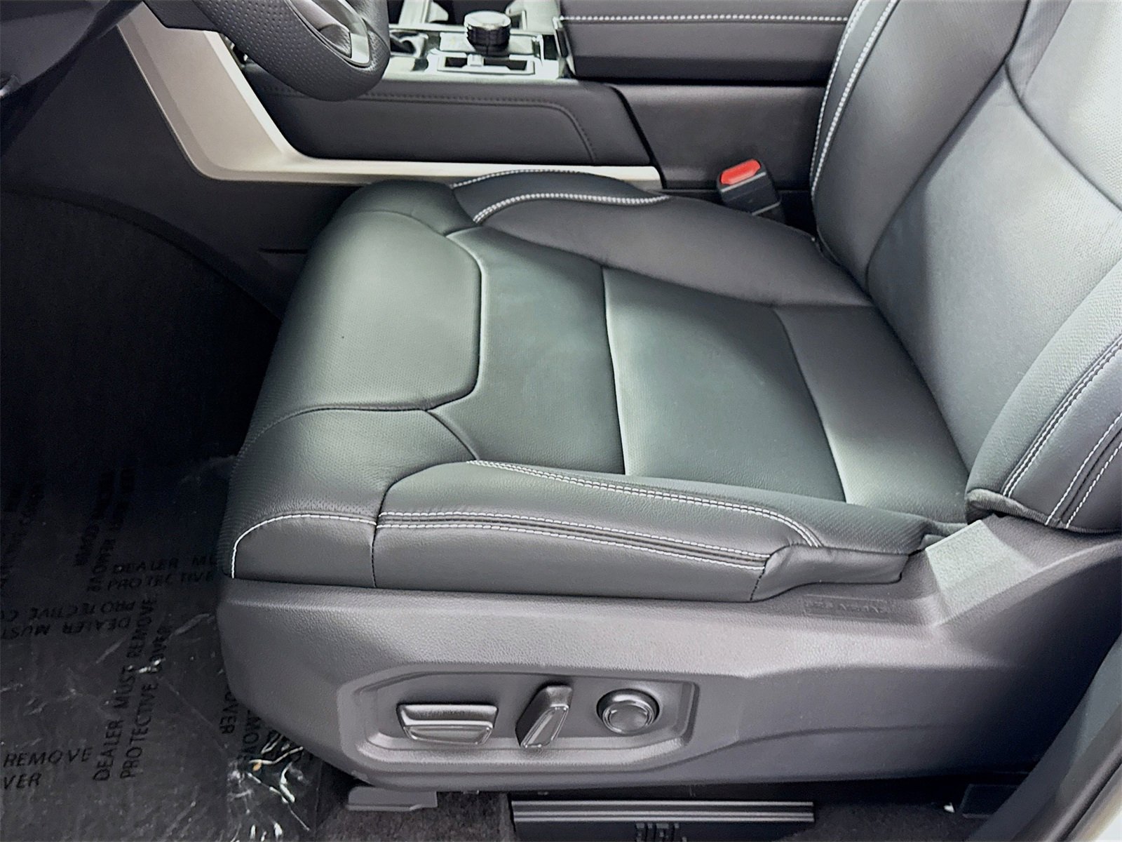 New 2026 Toyota Tundra Limited image 16
