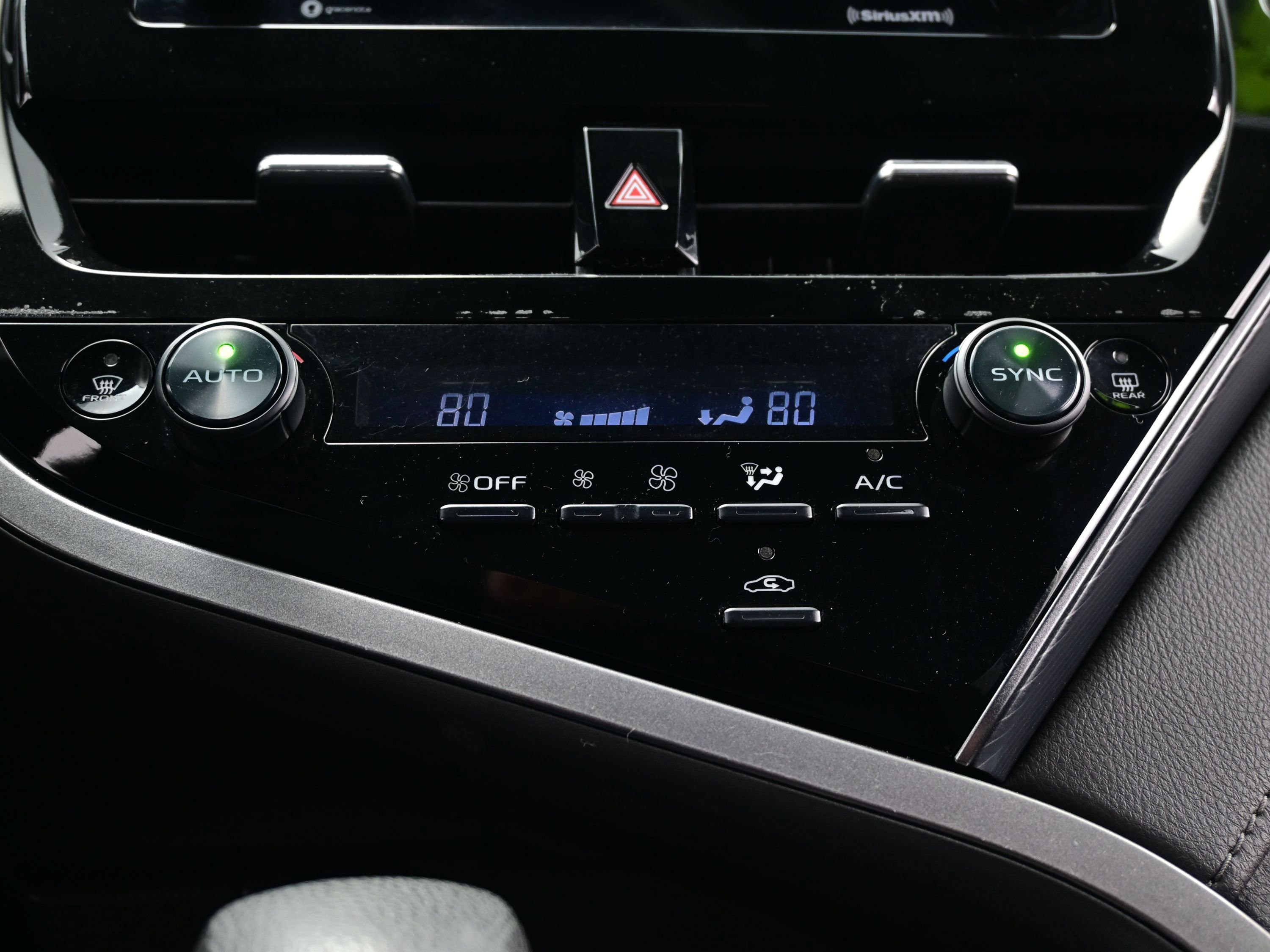 Used 2023 Toyota Camry LE image 19