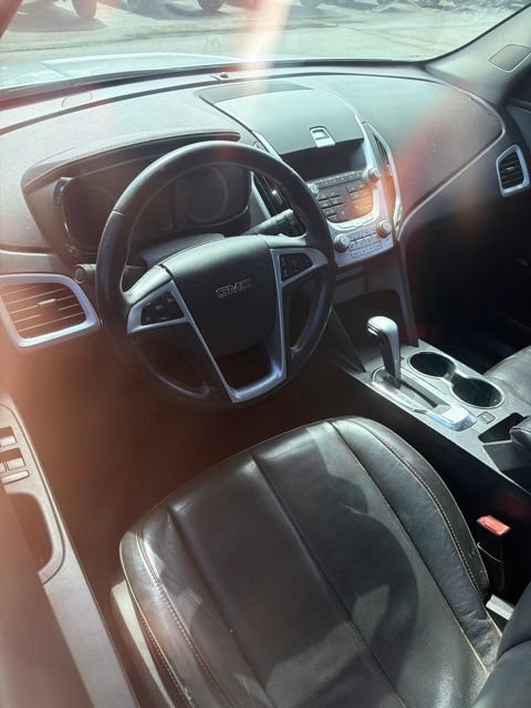 Used 2011 GMC Terrain SLT AWD/4WD image 8