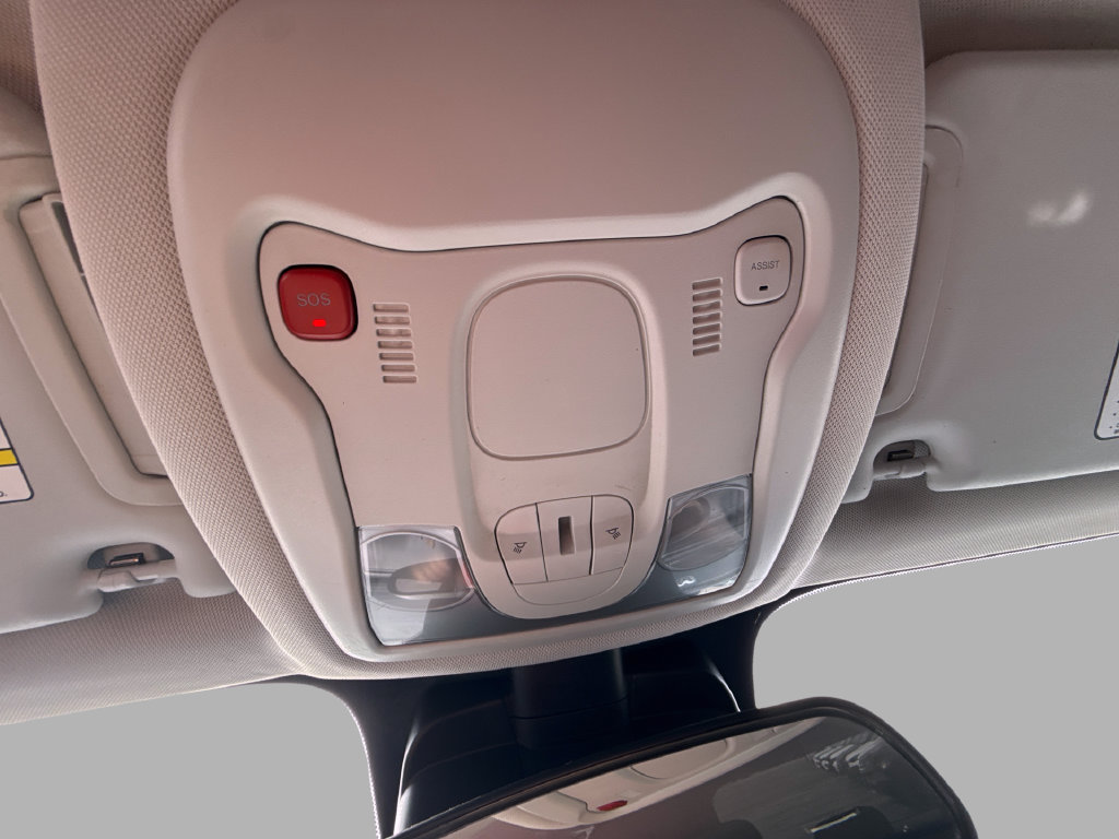 Used 2021 Jeep Renegade Latitude AWD/4WD image 24